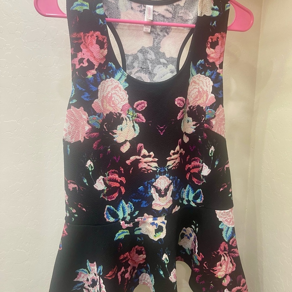 Women’s Black Floral Peplum Top